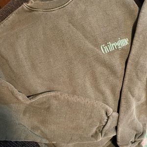 Medium crewneck sweater